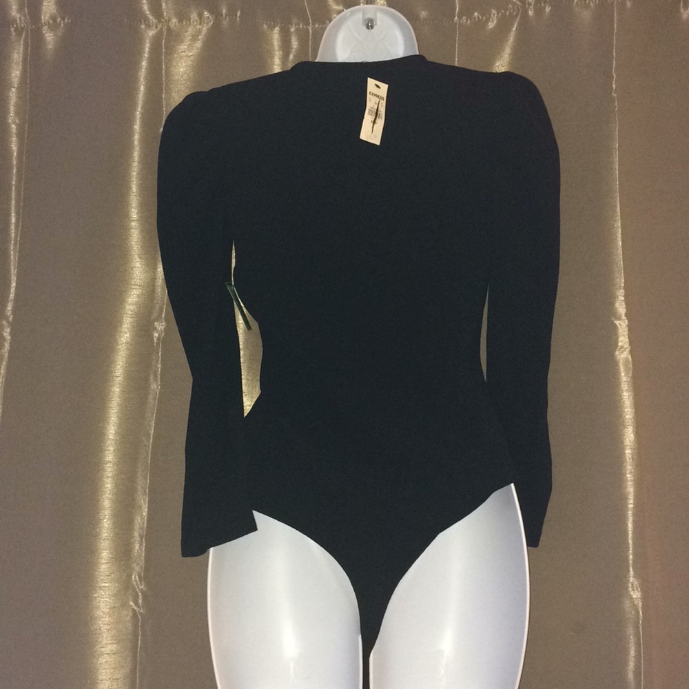 ✨nwt✨plunging neckline puff sleeve bodysuit - Picture 8 of 8